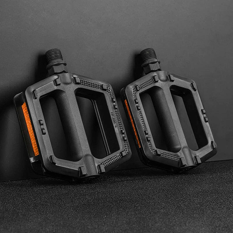 Bicycle Pedals Ultralight Folding Pedals Mtb Road Pedal Cycling Mountain Foot Plat Anti-Slip Universally Pedals High Quality