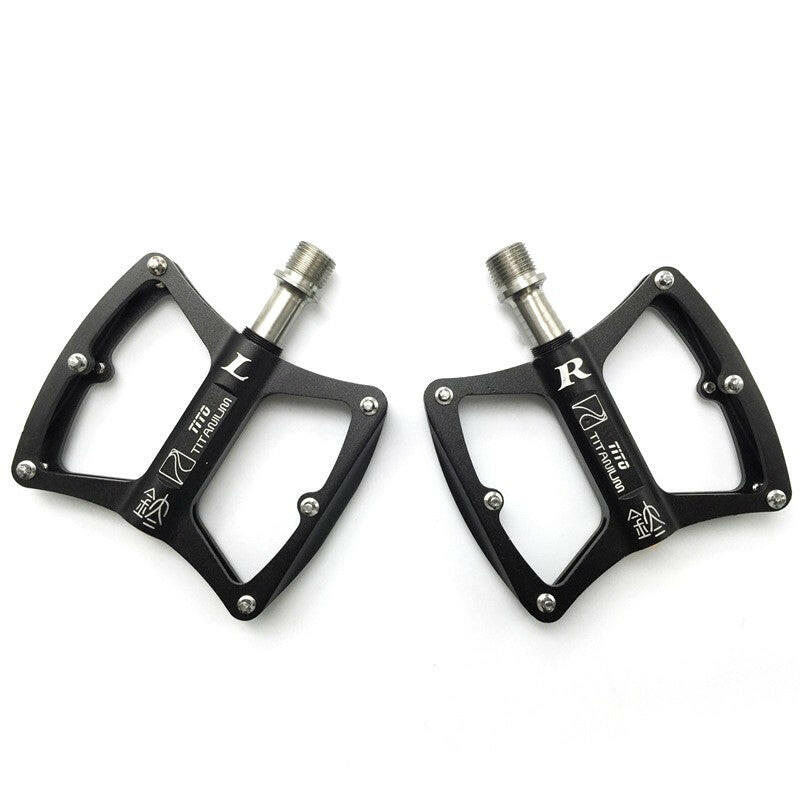 Titanium Alloy Bike Pedals Ultra Light Mountain Bicycle Pedals Non-Slip Cycling Pedals Bicycle Flat Alloy Pedals